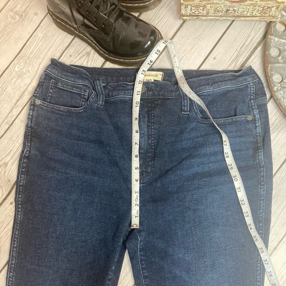 Madewell 10” High Rise Skinny Jeans - Picture 7 of 12